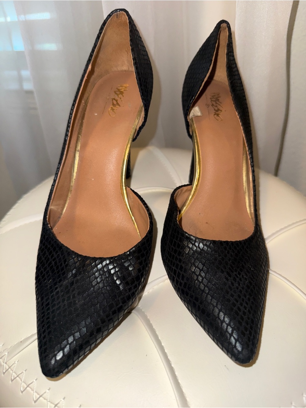 Mossimo Supply Co. Black Snakeskin-Textured Pointed Pumps